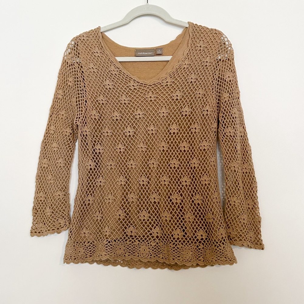 Croft & Barrow Tan Long Sleeve Lace Crochet Mesh Long Sleeve Brown floral Blouse - Picture 3 of 7